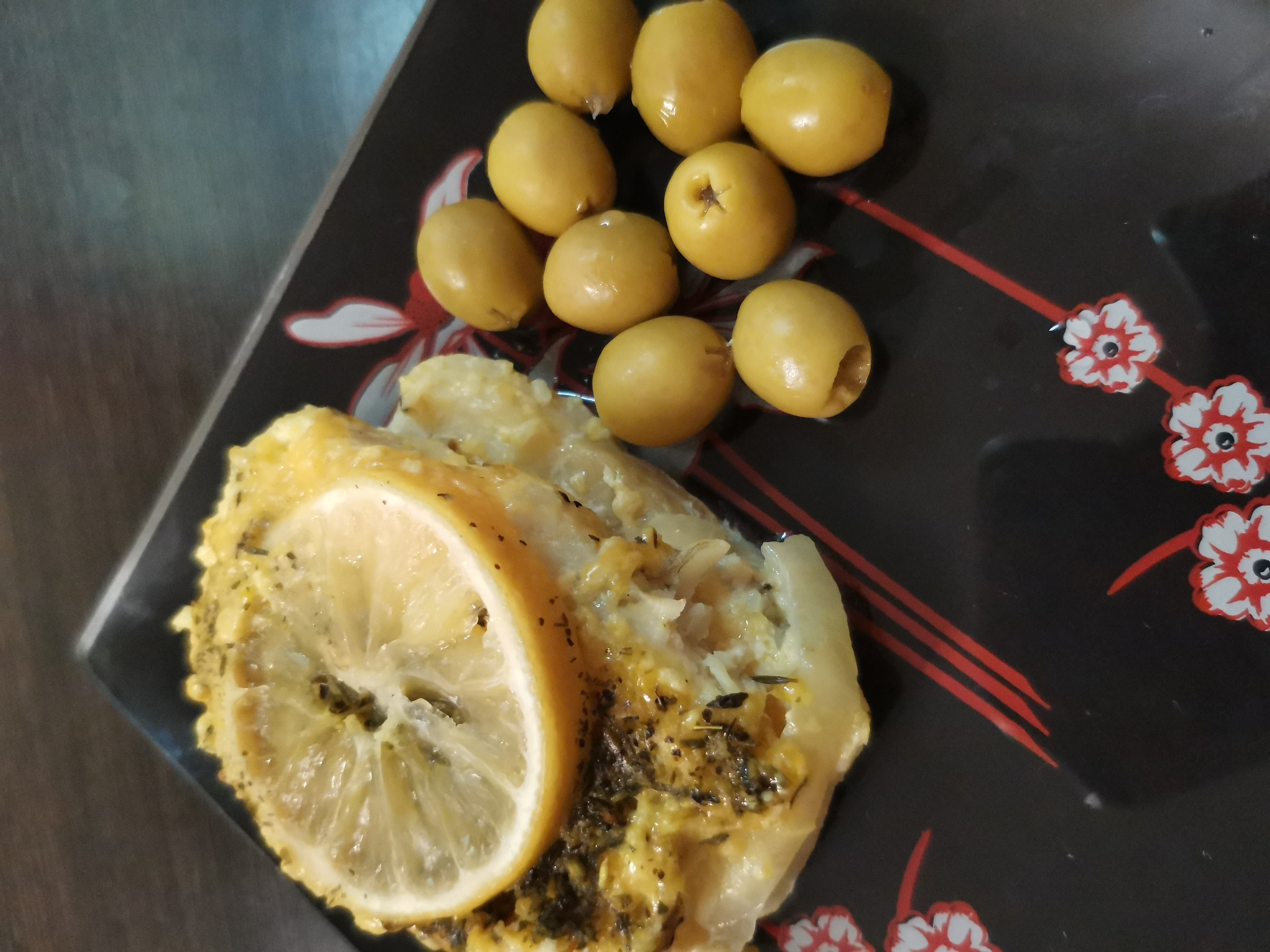Как легко и быстро приготовить камбалу с лимоном в духовке