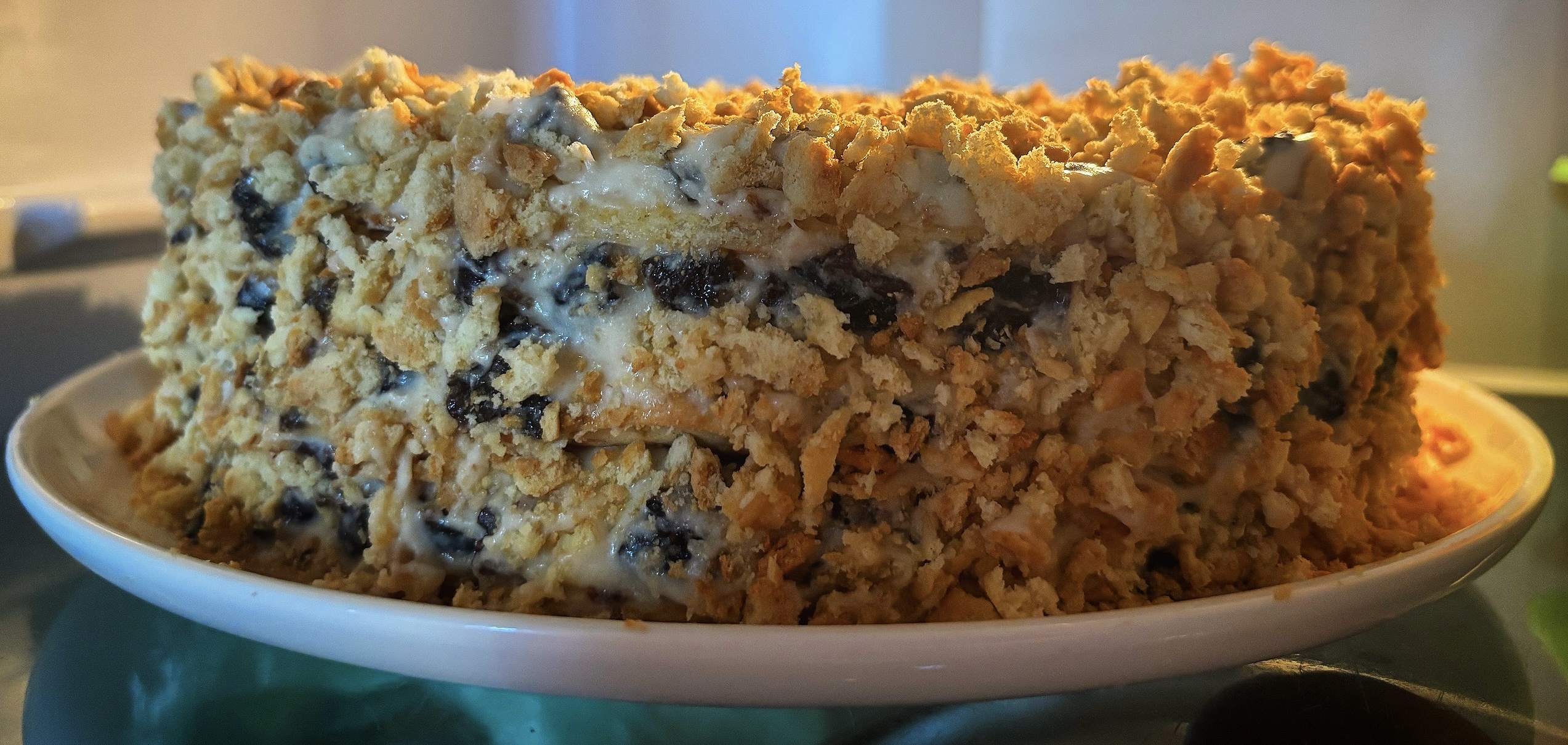 Сметанный торт с черносливом