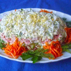 Салат с корейской морковью и ветчиной