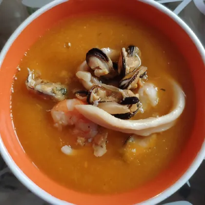 Пряный тыквенный суп с морепродуктами