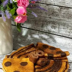 Блинчики с шоколадным узором