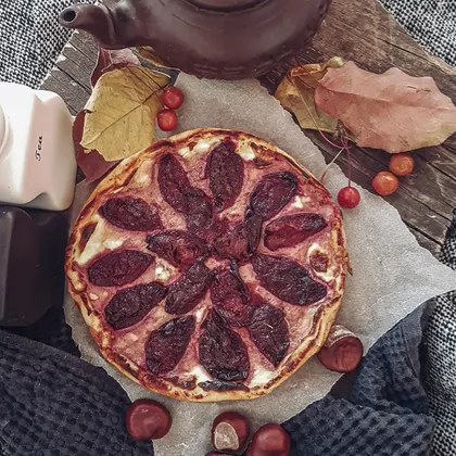 Быстрый творожный пирог с ягодами