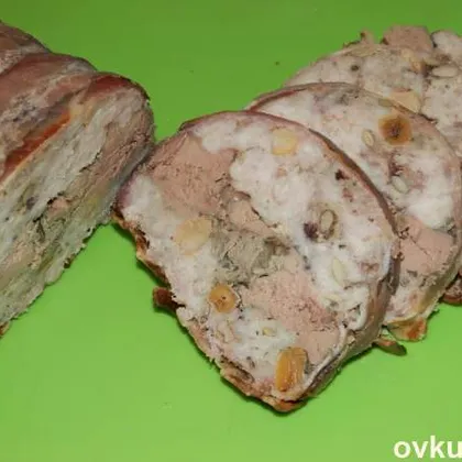 Террин из свинины и куриной печени с беконом