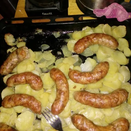 Картошка с колбасками