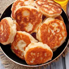 Оладьи 🥞 на дрожжах