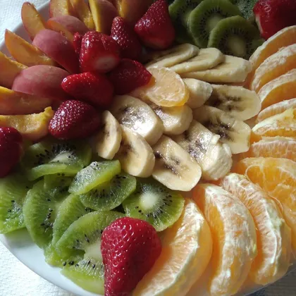 Дополнение к столу-фруктовая тарелка