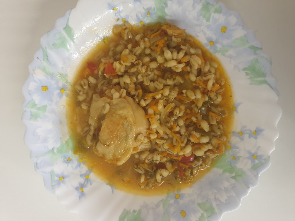 Перловка с курицей