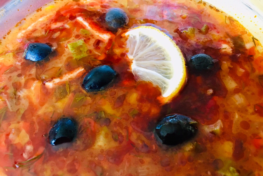 Солянка в котелке 6 л, на открытом огне