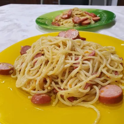 Солянка из спагетти с мясными продуктами