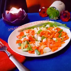 Салат "Селяночка" из моркови и яйца