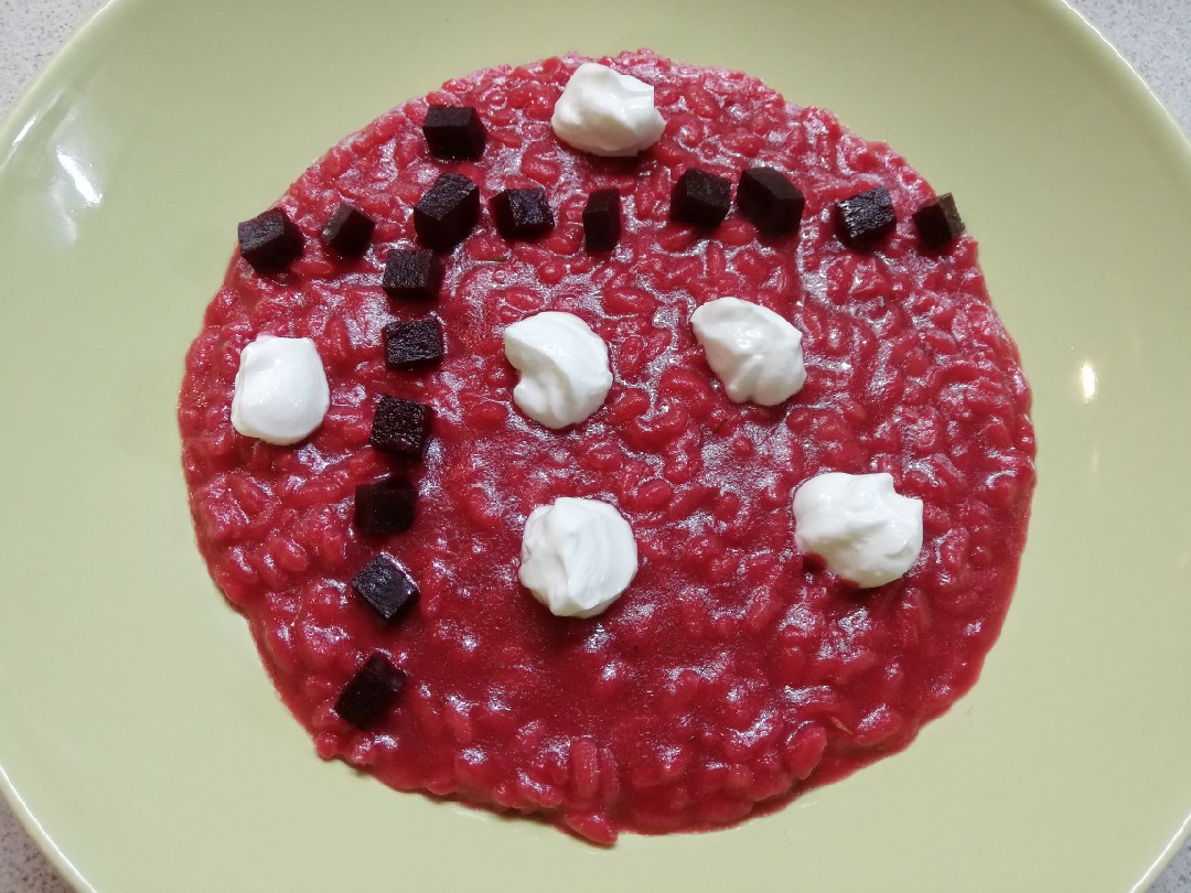 Итальянская кухня :Ризотто со свеклой и греческим йогуртом