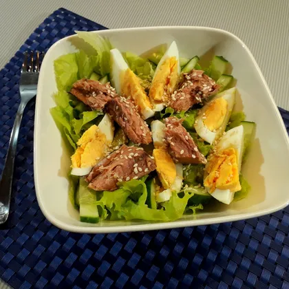 Лёгкий и полезный салат с тунцом ПП
