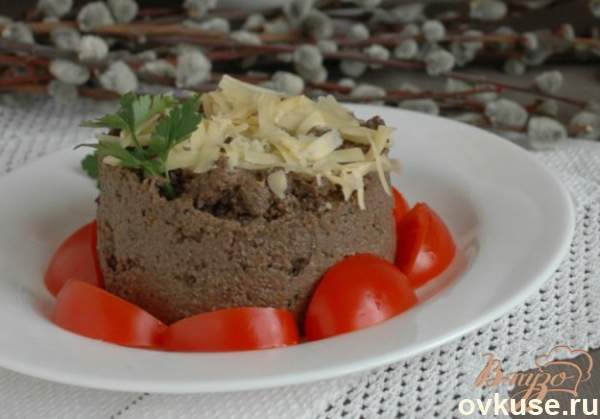 Печёночный паштет с черносливом и вяленой вишней