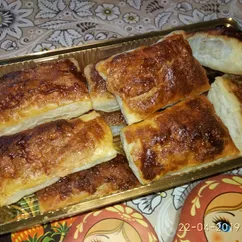 Язычки слоёные с сахаром