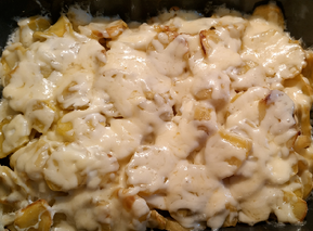 Куриные ножки с картофелем под сыром