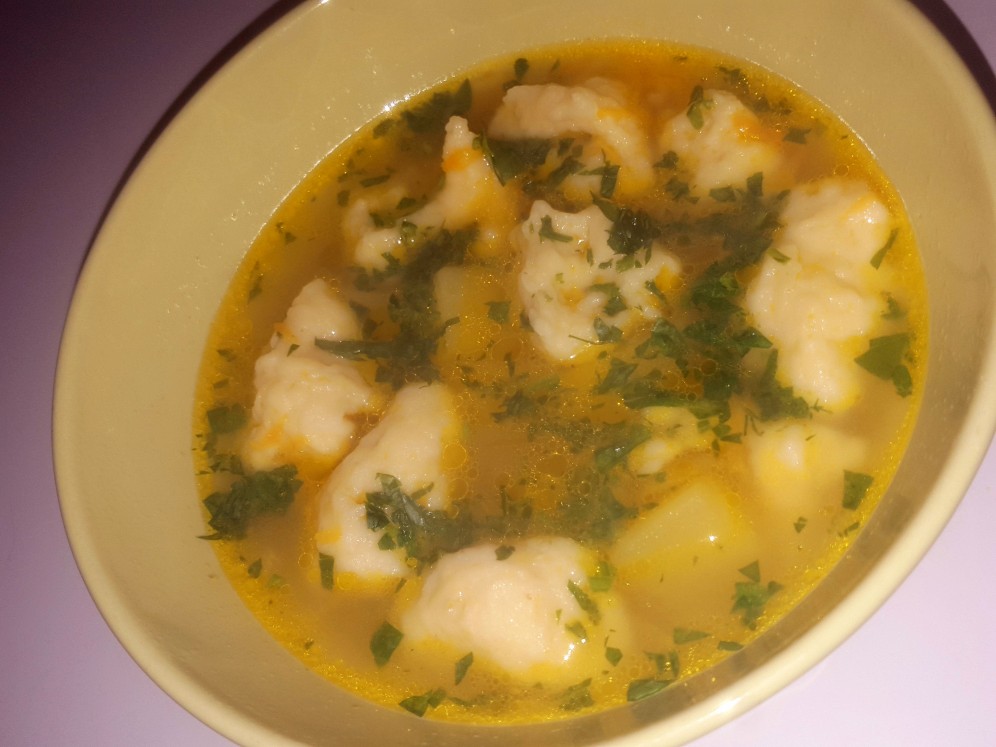 Куриный суп с галушками