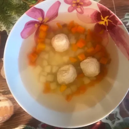 Суп с куриными фрикадельками