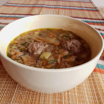 Суп гречневый с фрикадельками и грибами