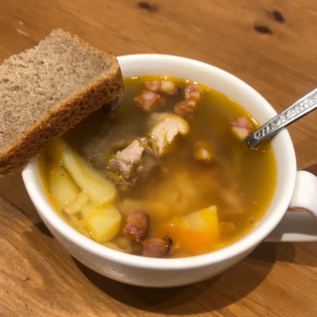 Вкуснейший гороховый суп с копченостями. Старинный классический рецепт.