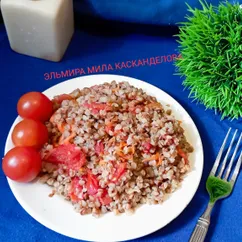 Гарнир - вкусная и полезная гречка с овощами 