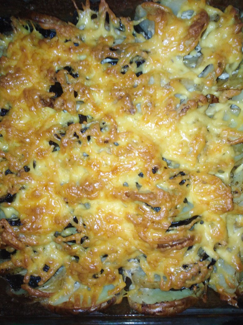 Картофель под сыром