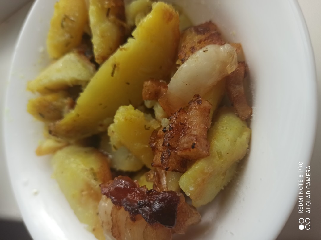 Картофель жареный, дольками