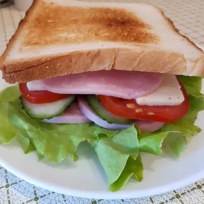 Сэндвич на завтрак