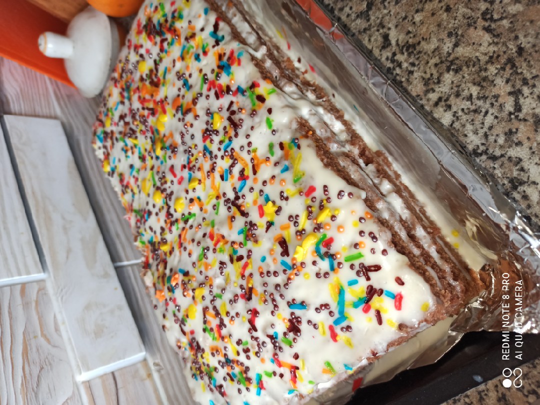 Простой сметанный торт на кефире – пошаговый рецепт приготовления с фото