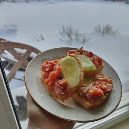 Холодные бутерброды с рыбой и огурцом 🥒