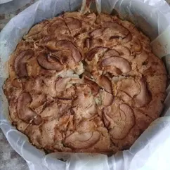 Шарлотка с яблоками