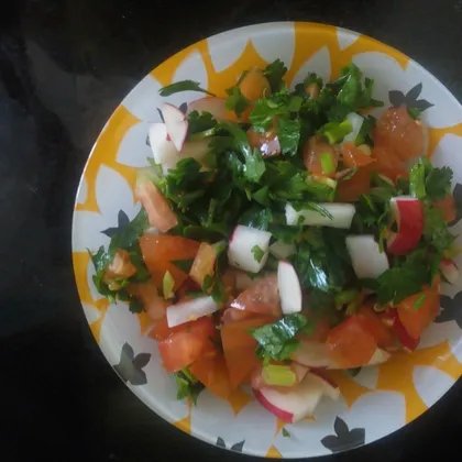 Простой овощной салатик