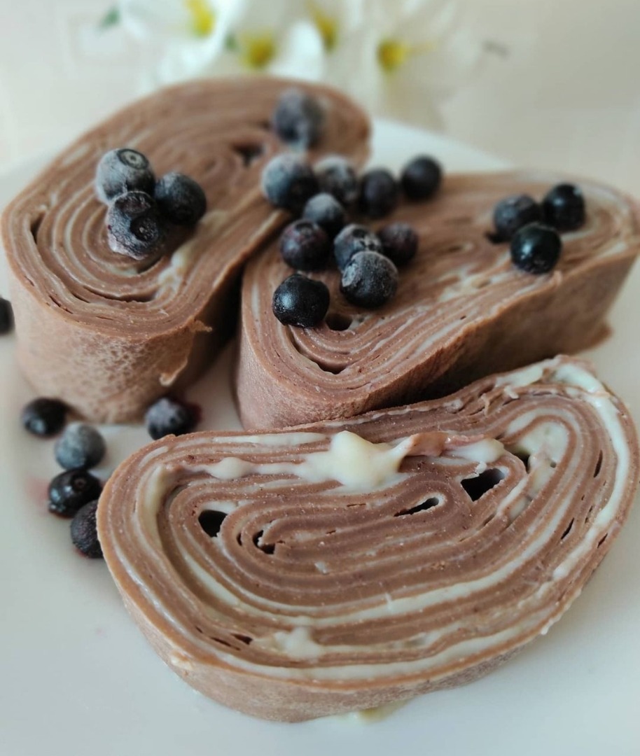 Шоколадный рулет с заварным кремом😋🥞☕