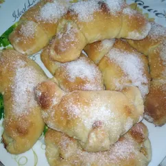 Рогалики с яблоками