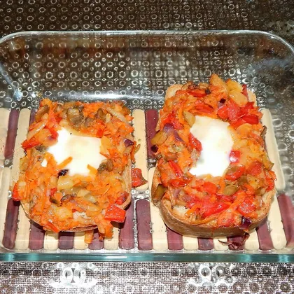 Хлебно-яичные бутерброды с баклажанно-кабачковой икрой