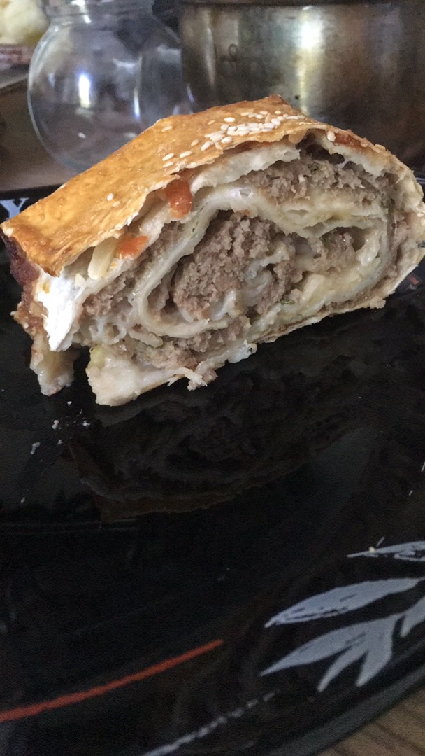 Рулет мясной из лаваша