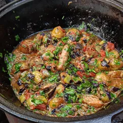 Свиные рёбра с овощами
