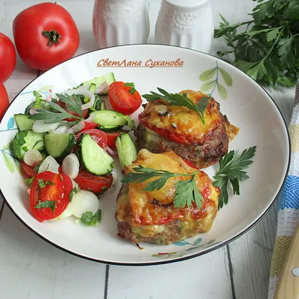 Индюшиные/куриные котлеты, запечённые под шубой