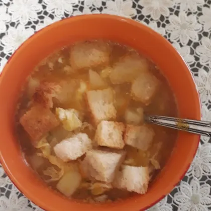 Куриный суп с тыквой и сухариками