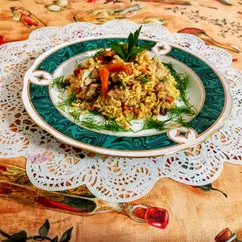 Плов из бурого риса с курицей