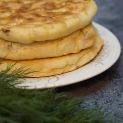 Лепёшки с творогом и зеленью