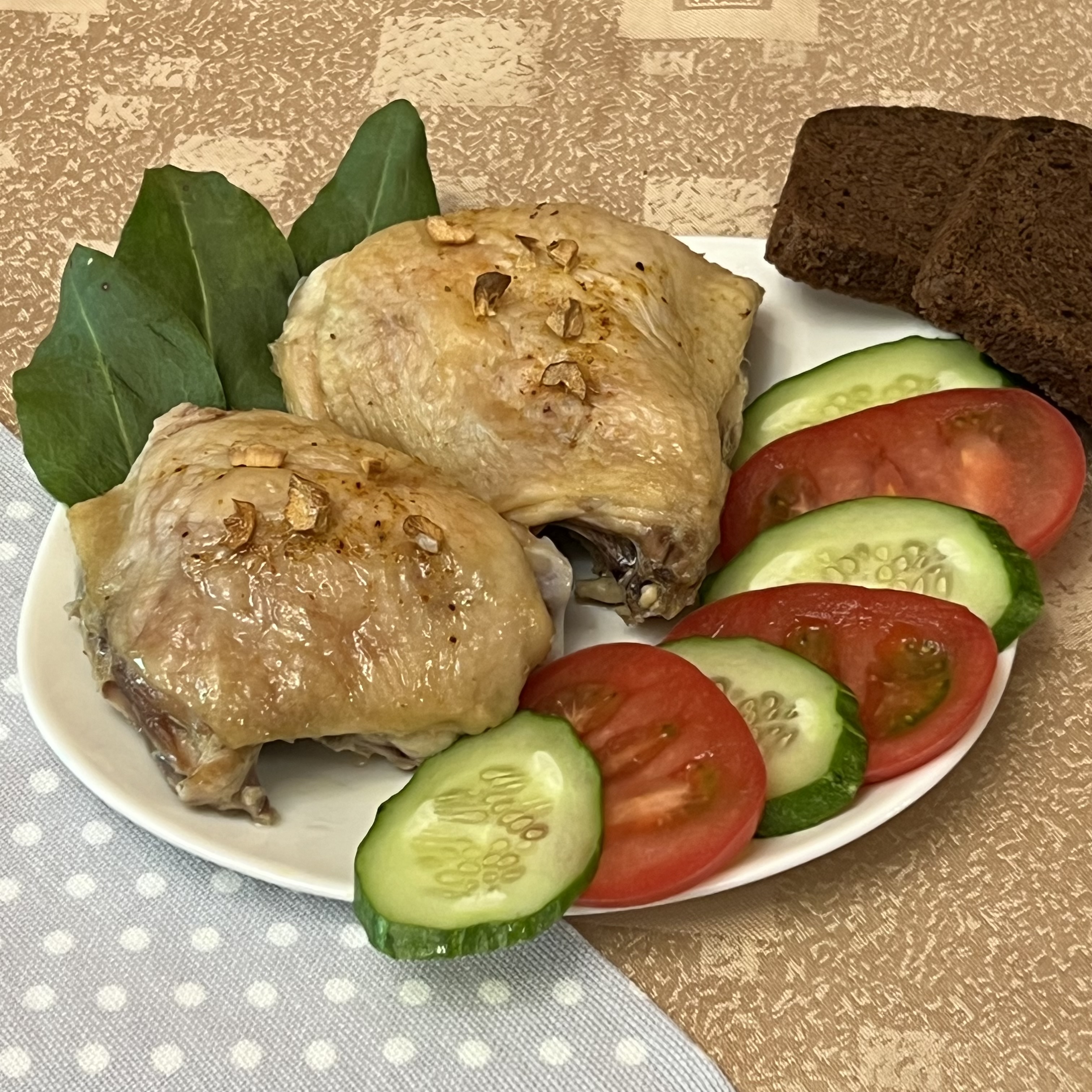 Куриные бедра в духовке