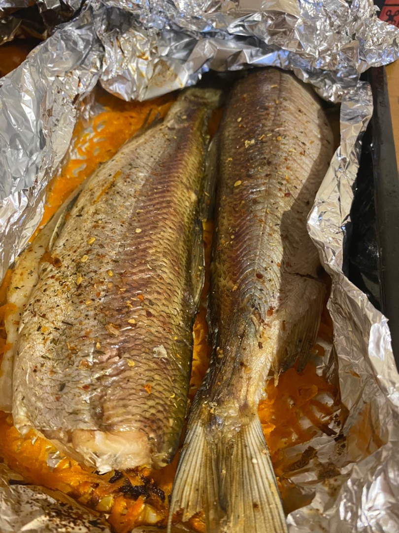 Рыба сиг - простые рецепты приготовления в духовке и на сковороде