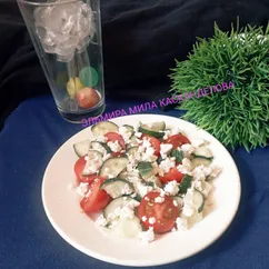 Салат с брынзой 