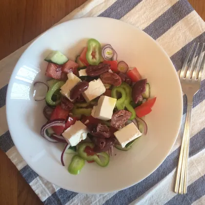 Греческий салат #кулинарныймарафон