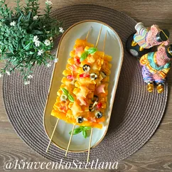 Макароны на шпажках 