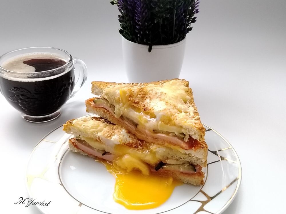 Сэндвич на завтрак