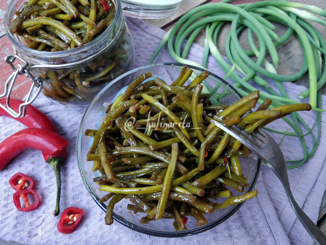 Корейский салат из чесночных стрелок