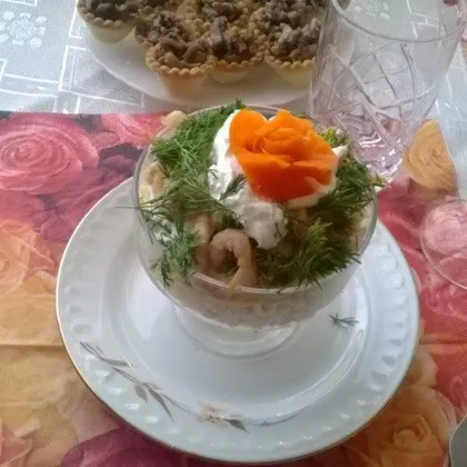 Салат-коктейль с креветками к новогоднему столу