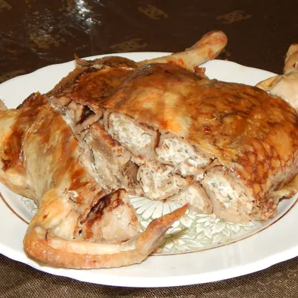 Курица, фаршированная гречишными блинами с начинкой