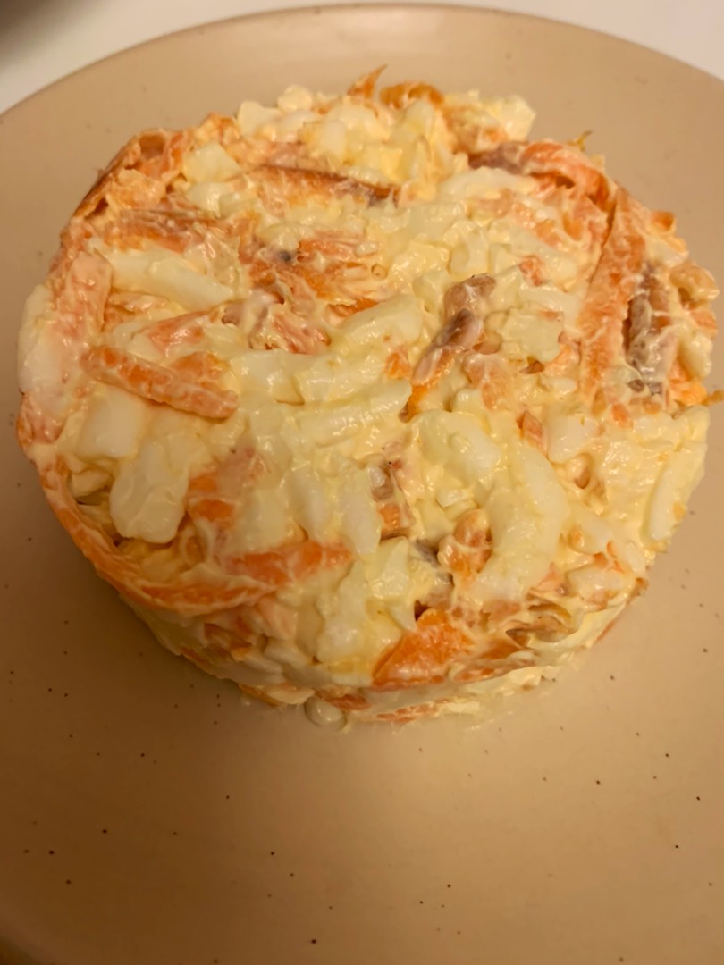 Пикантный салат из моркови